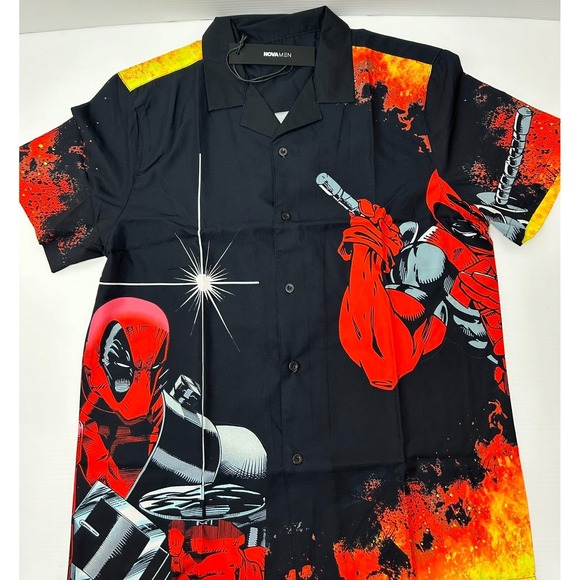 Marvel Other - Deadpool Flames Medium Marvel Men's Short Sleeve Woven Top Black